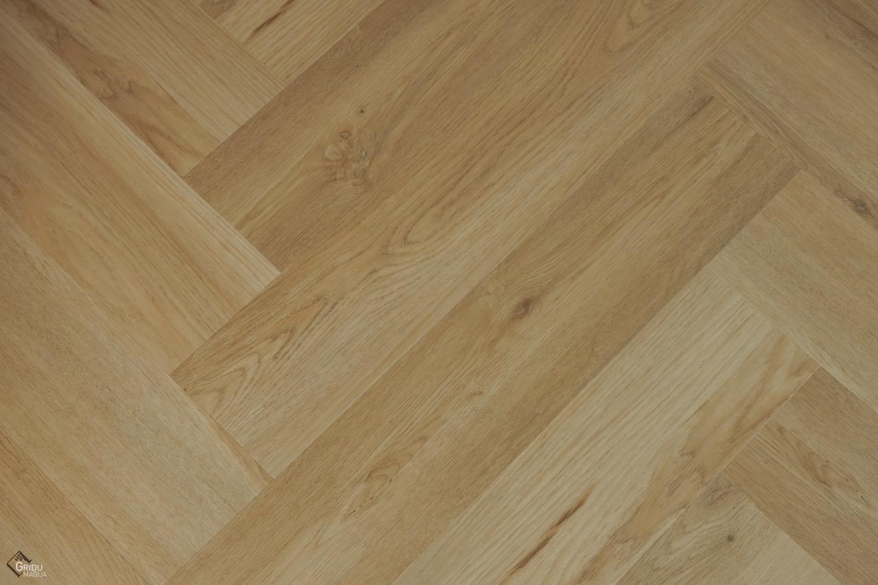 Bodiam Hickory low res